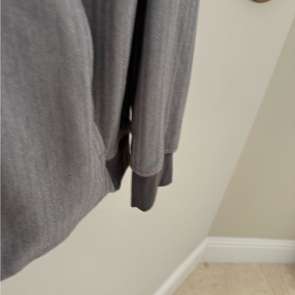 Lululemon Athletica Gray Herringbone Jacket - Picture 8 of 9